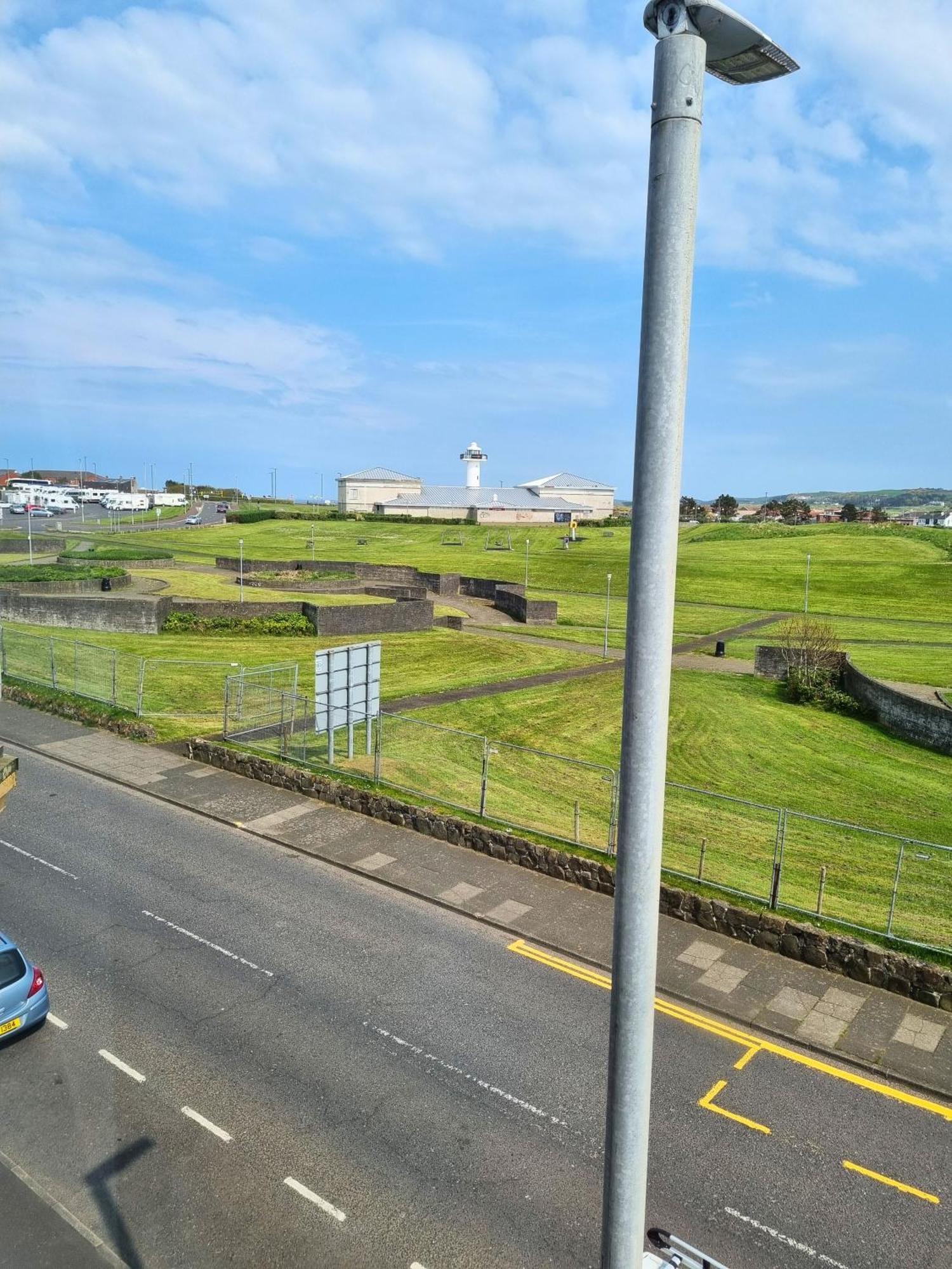 5 Dunluce Park - Portrush By The Sea Apartment Exterior foto